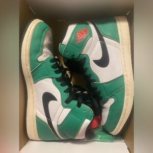 Jordan 1 Retro High OG Lucky Green